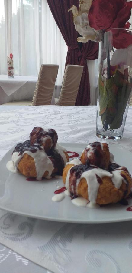 Miraj - Restaurant & Sauna & Biliard Hotel Poiana Brasov
