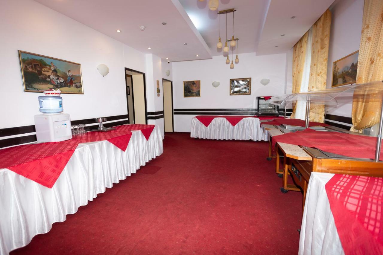 Miraj - Restaurant & Sauna & Biliard Hotel 4*